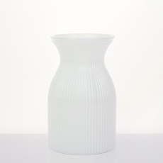20CM TALL POSY VASE 12CM WIDE - WHITE